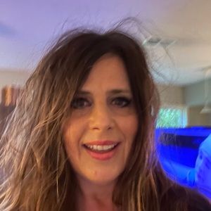 Meet your Posher, Lita